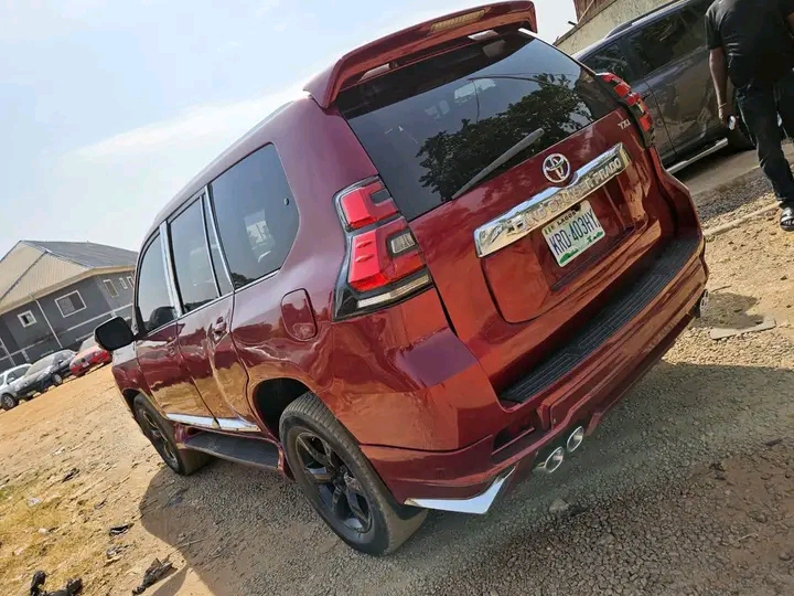 SUV